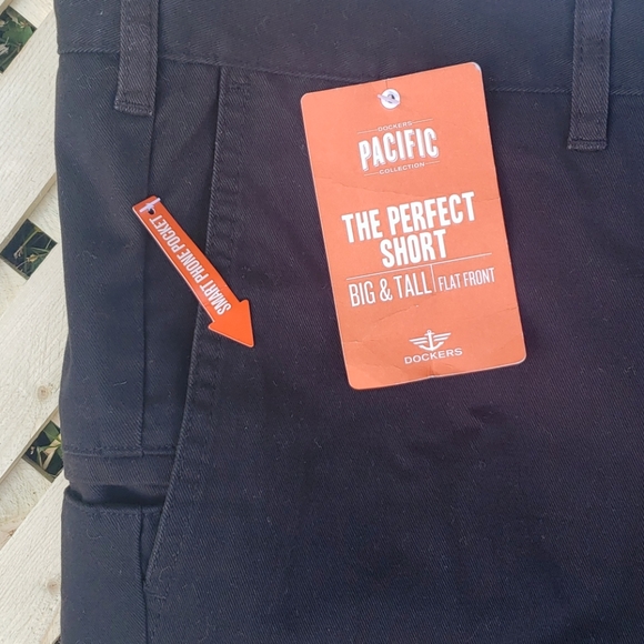 Dockers Pacific Collection shorts BIG&TALL - Picture 2 of 4